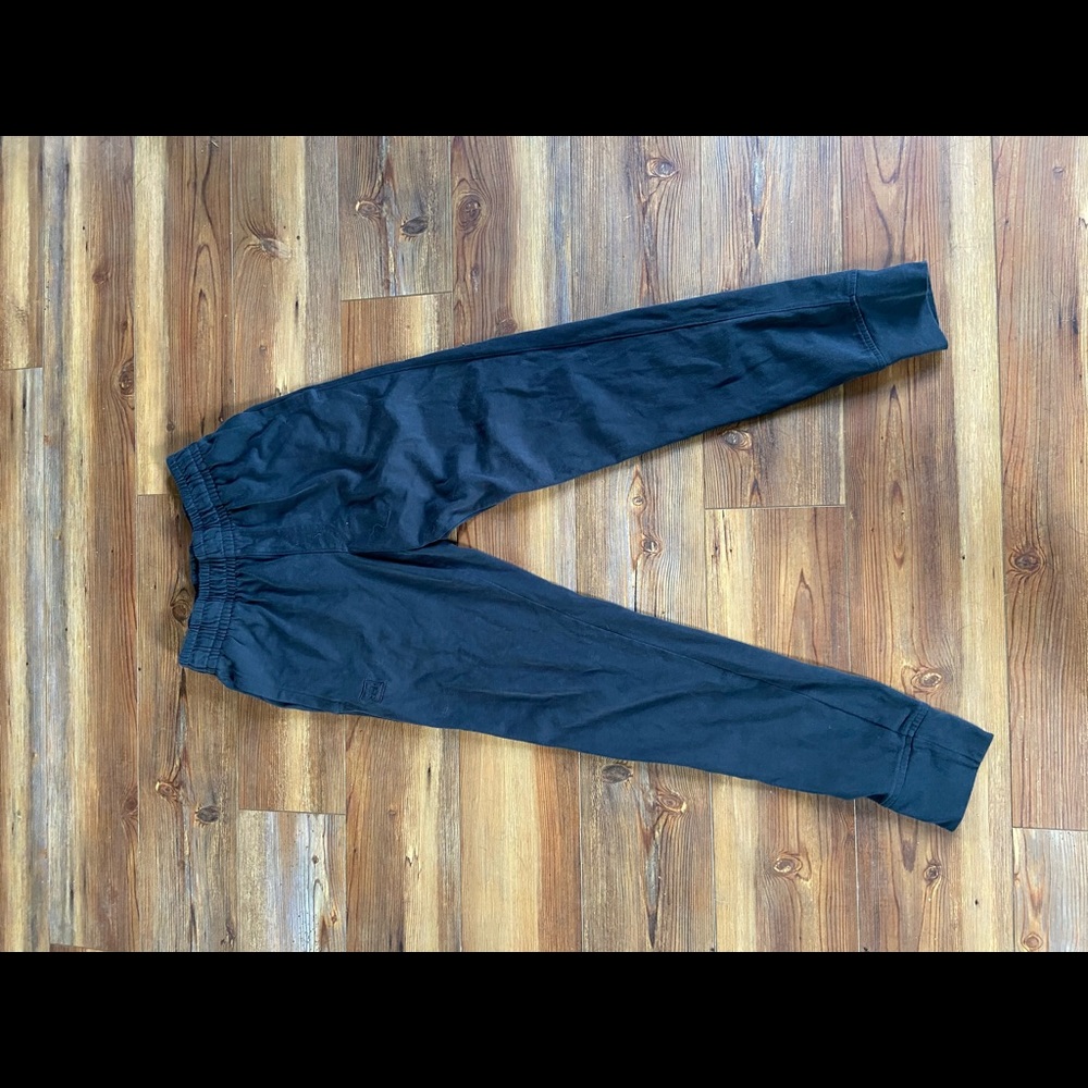 men’s under armor joggers